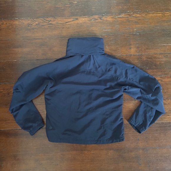 Lululemon Lightweight Jacket - Picture 3 of 5